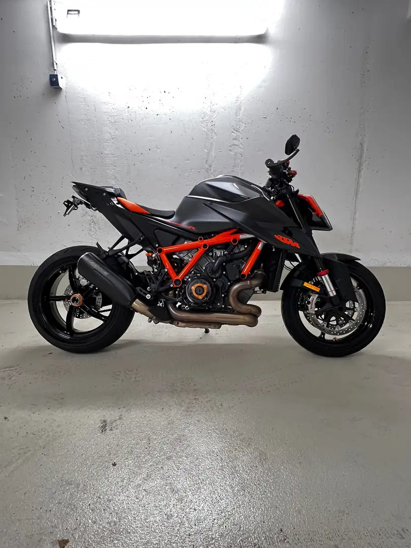 KTM 1290 Super Duke R Tech Paket Negro - 1