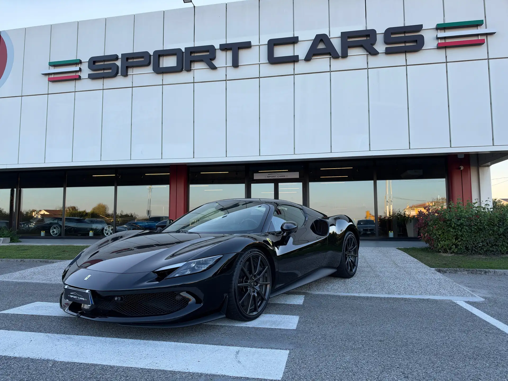 페라리 296 GTS 2024 검정 사진 1