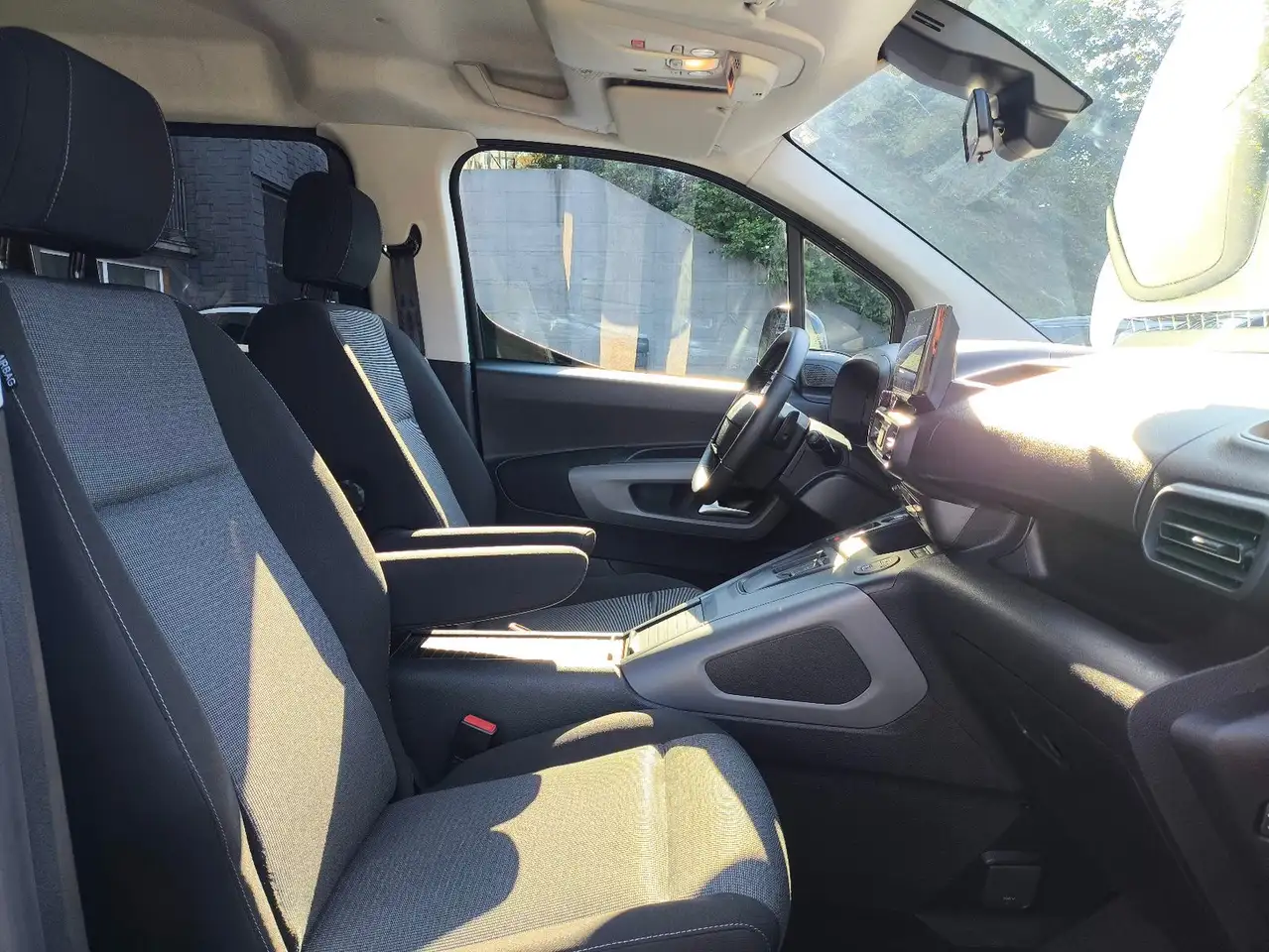 Toyota Proace Verso L2 Team Automatik*7 Sitze*LED, миниатюра 18