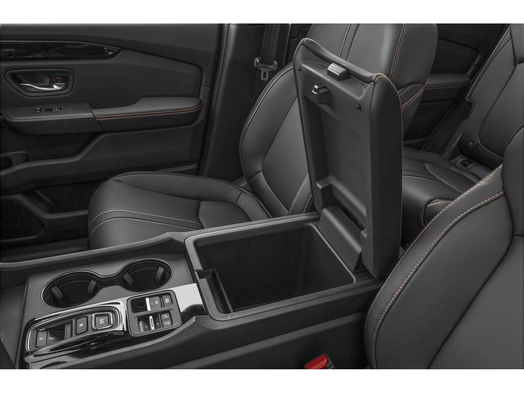 used 2025 Honda Pilot car