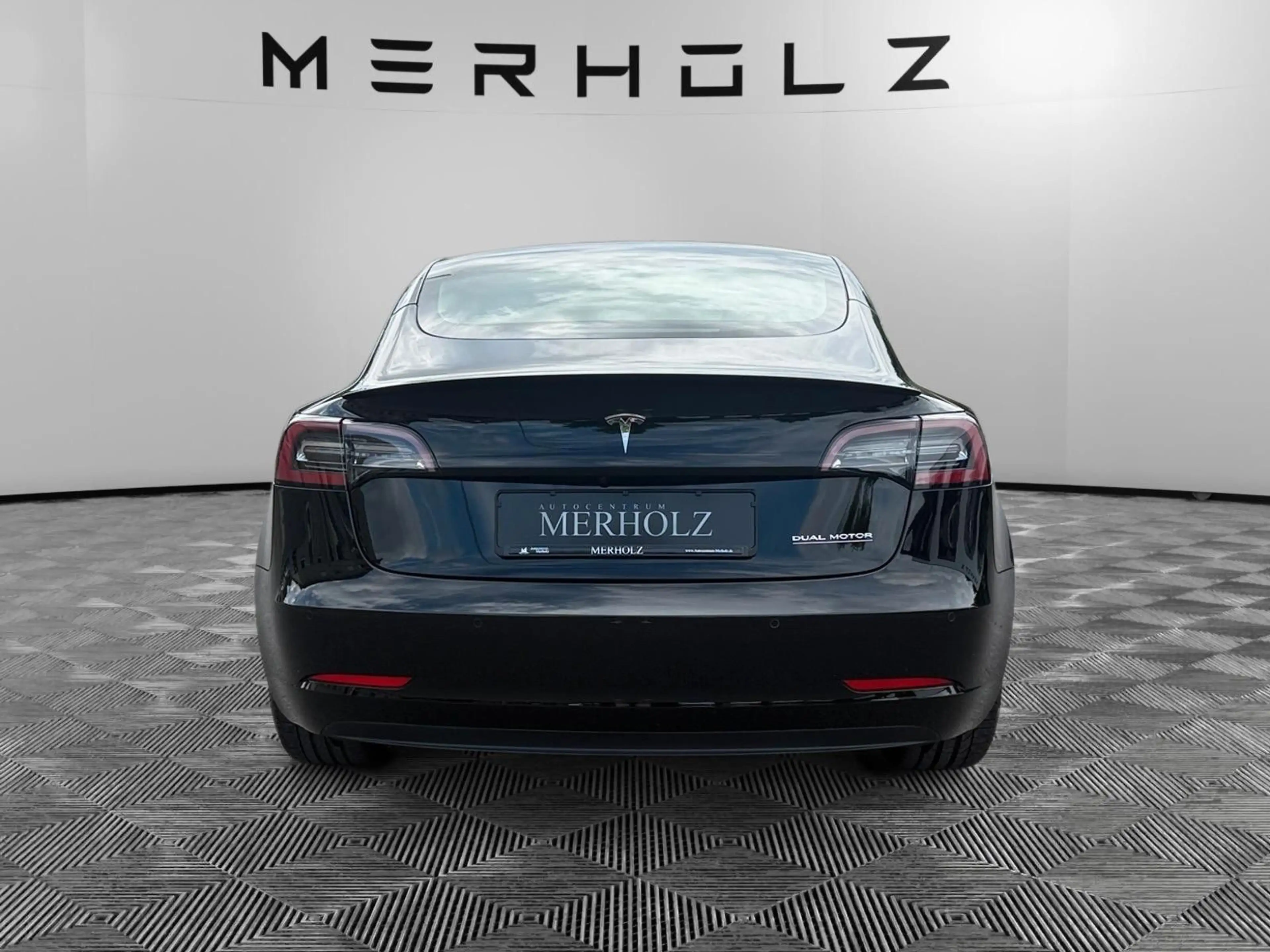Tesla Model 3 Performance Ryzen AWD 1.Hand MwSt. — photo 6