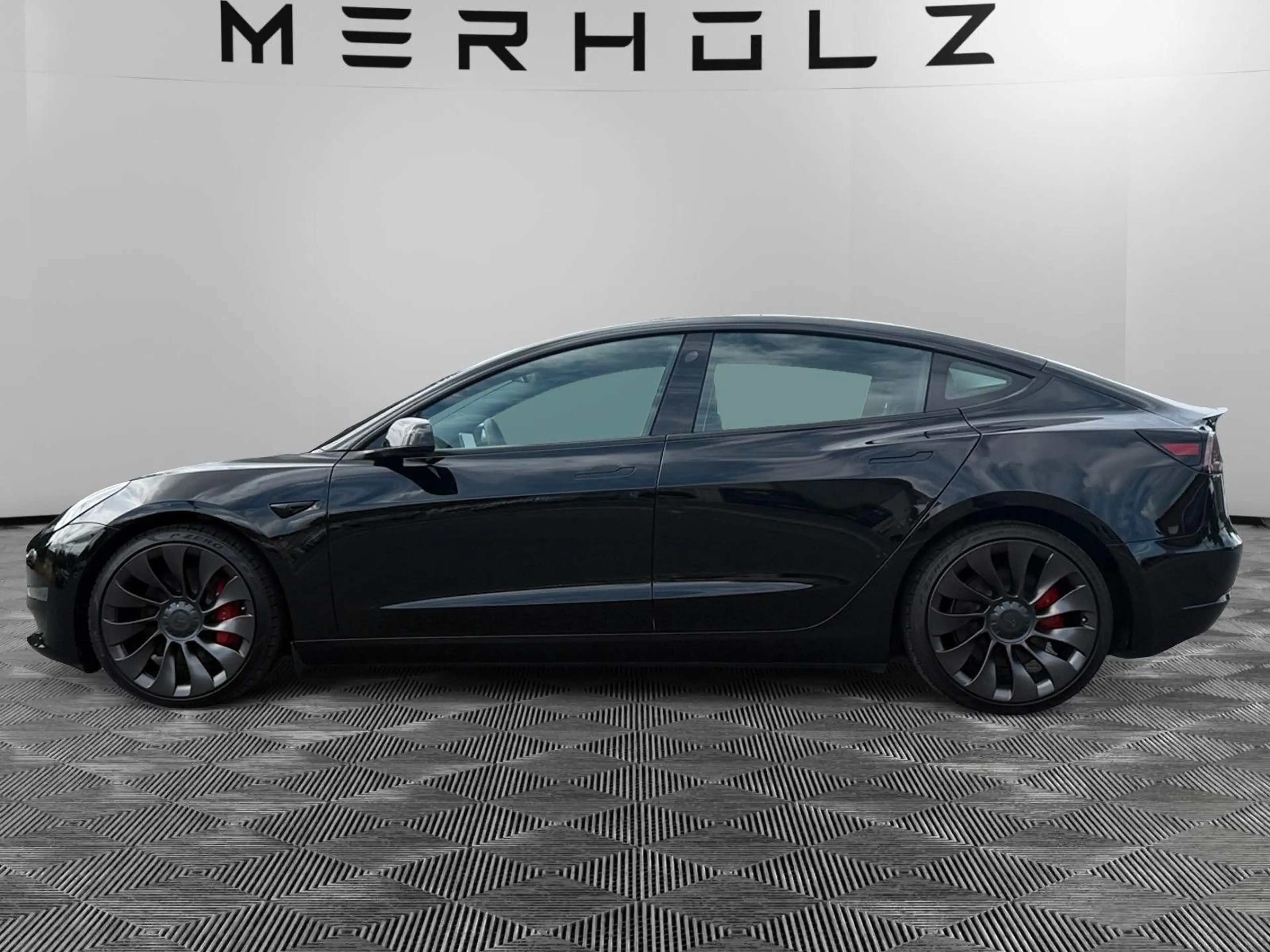 Tesla Model 3 Performance Ryzen AWD 1.Hand MwSt. — photo 4