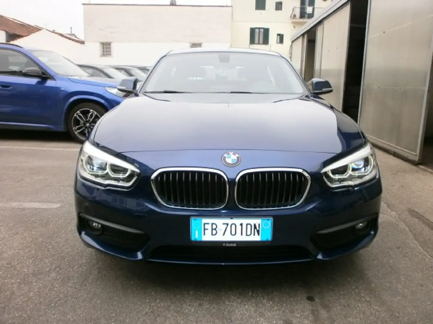 BMW 116 116i 5p Advantage Blau - 2