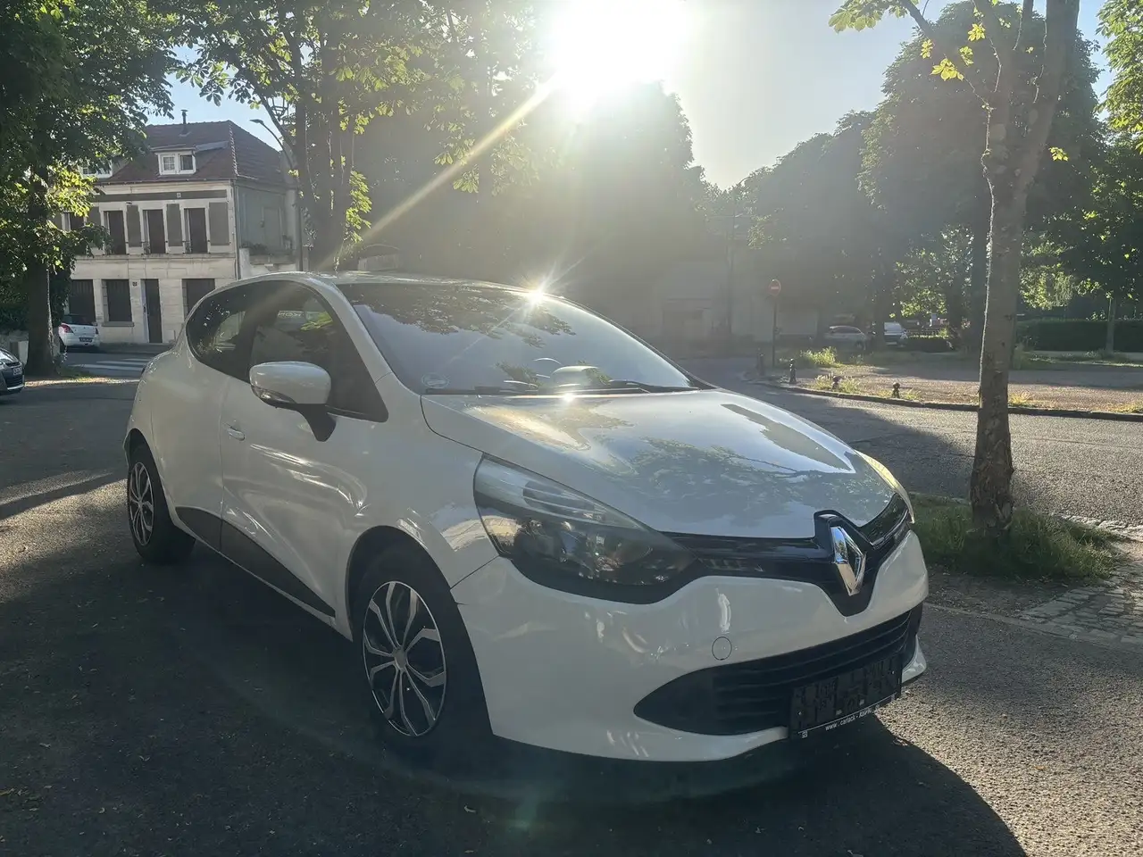 Renault Clio IV 1.2 16V 75 Authentique