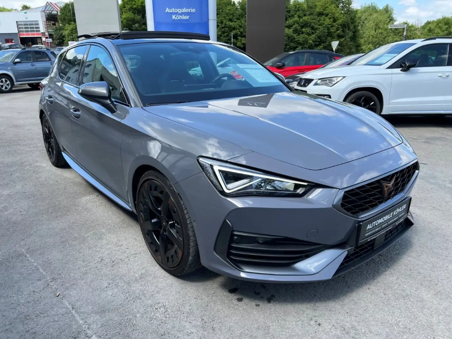 CUPRA Leon VZ 2.0 TSI DSG Leder, Pano, Beats, Aero Grau - 2