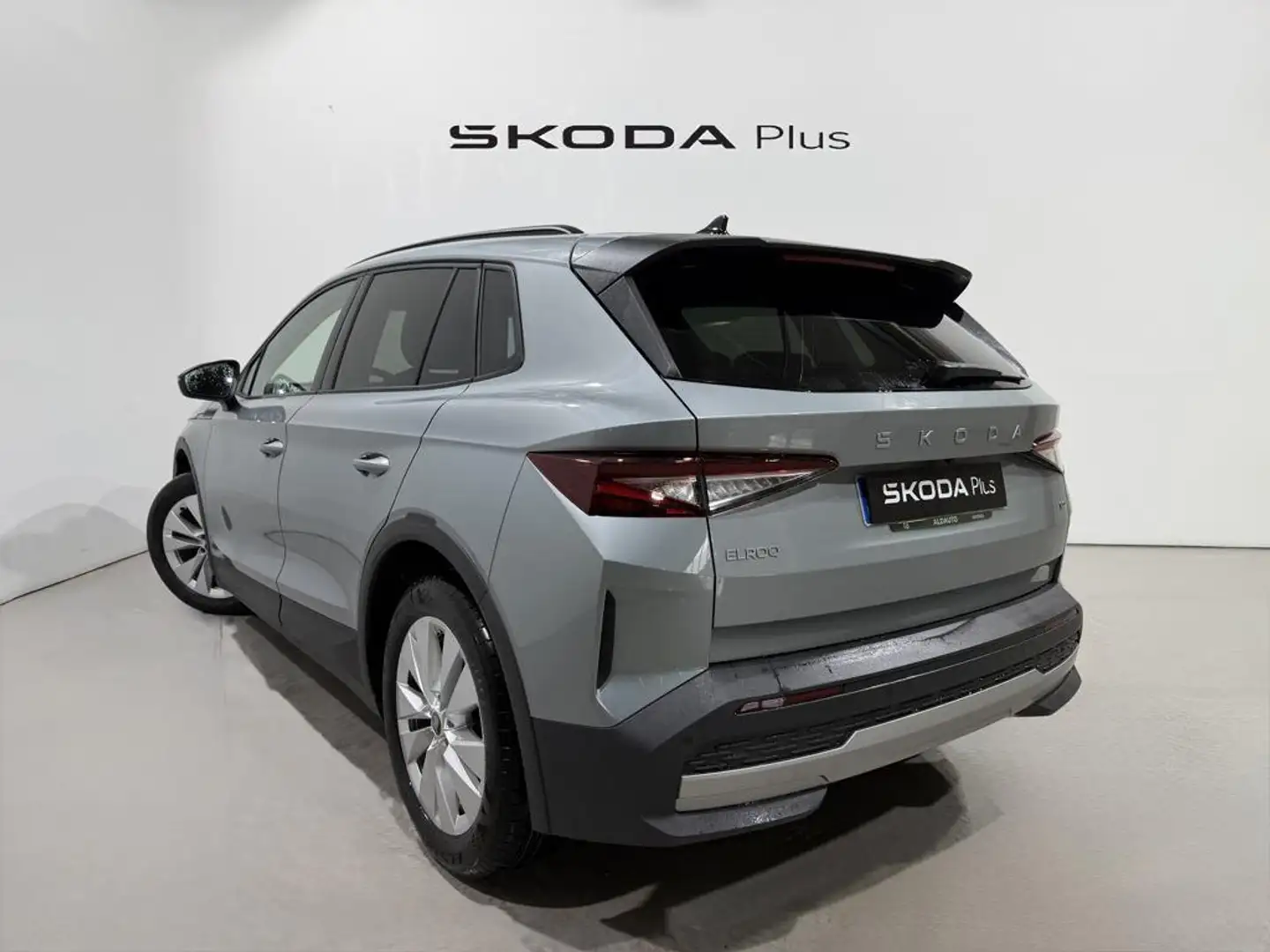 Skoda Elroq 60 150KW 63kWh Plateado - 2