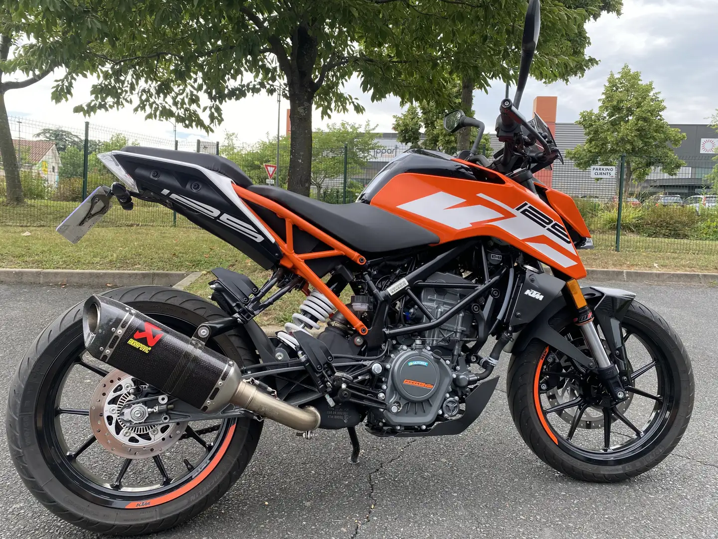 KTM 125 Duke - 1