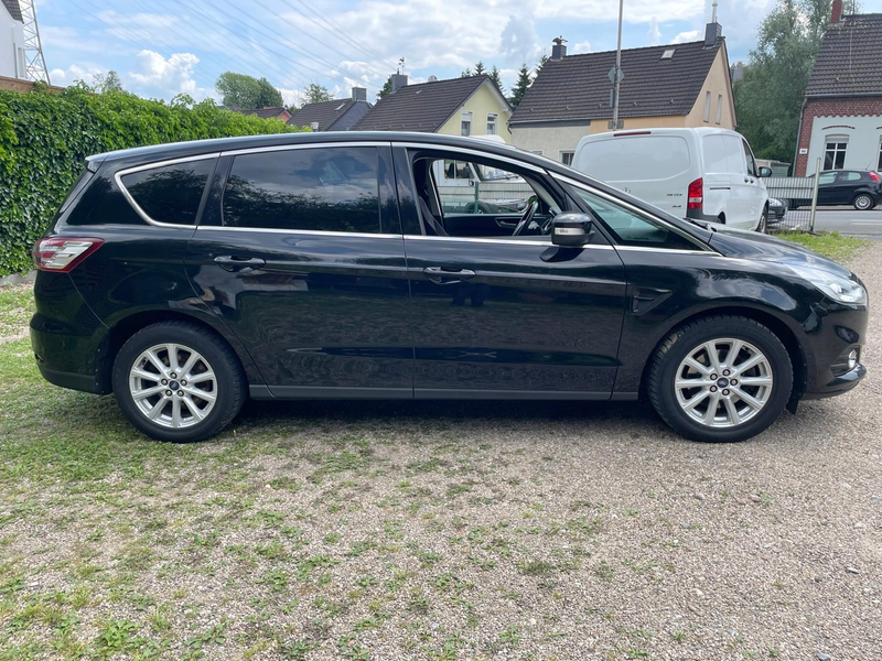 Ford S-Max S-Max 2.0 Aut. Titanium,Navi,8 fach,ACC,1.Hd — photo 2