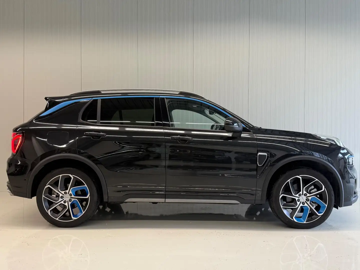 Lynk & Co 01 1.5 Hybride|PANORAMA|PILOT|ACC|360 CAM Zwart - 2