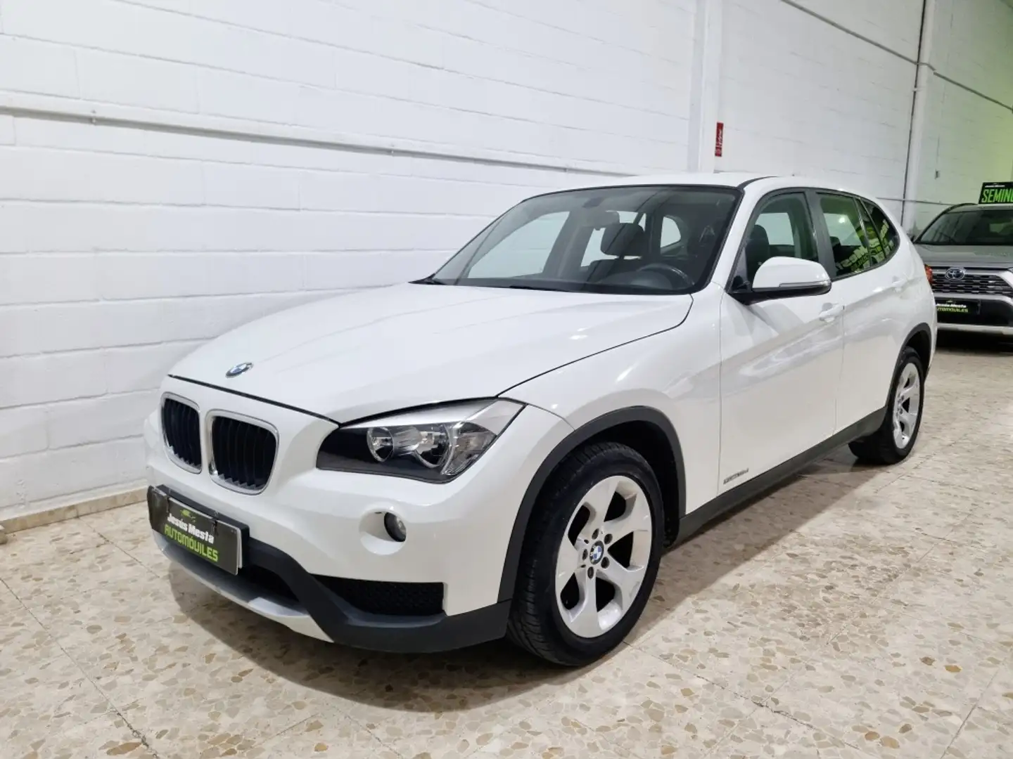 BMW X1 sDrive 18dA Blanco - 1