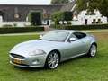Jaguar XK 4.2 V8 Coupé Youngtimer NL auto 146dkm NAP 20" Zilver - thumbnail 2
