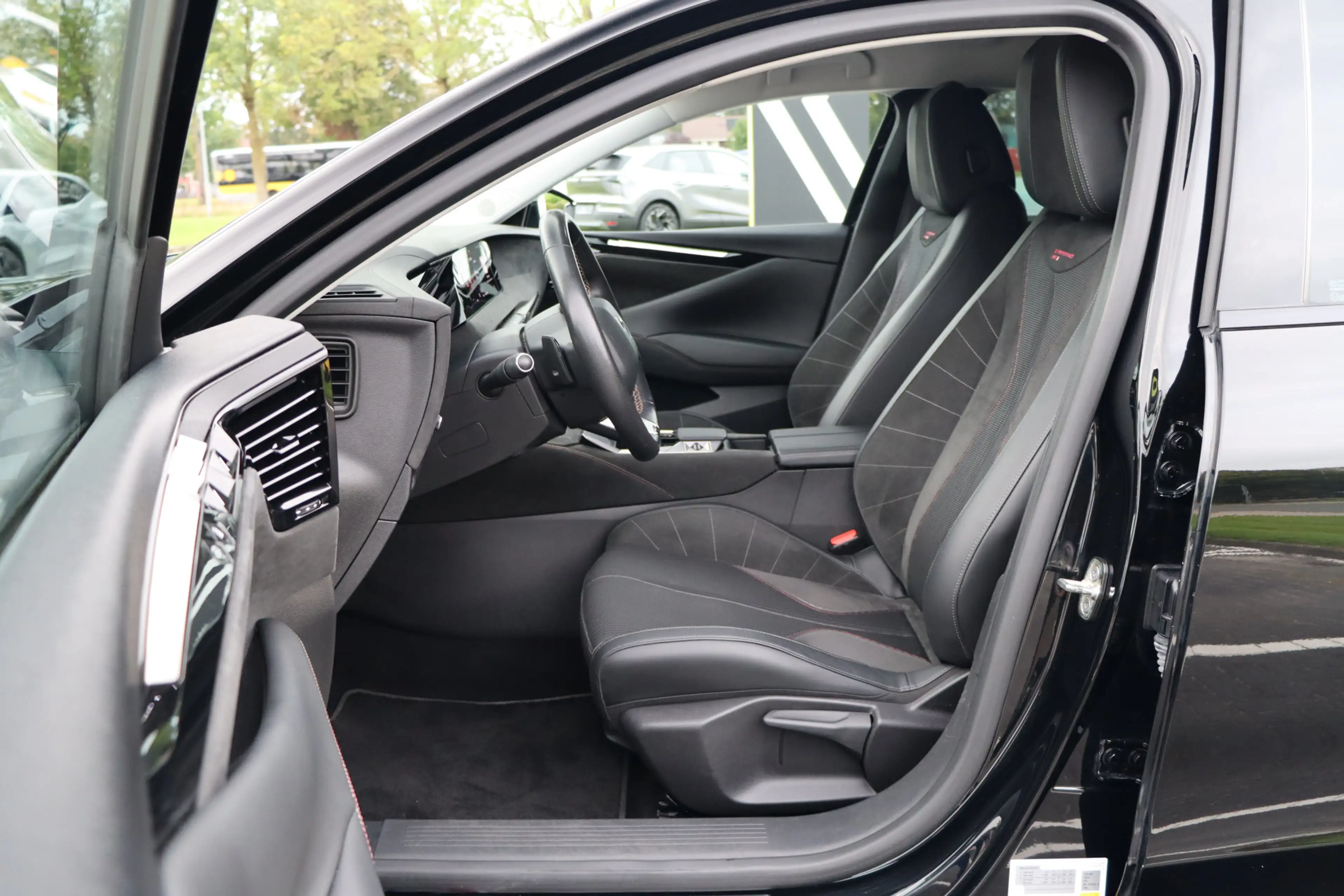 DS Automobiles DS 4 E-Tense Performance Line 225pk PHEV | Adap. Cruise — photo 7