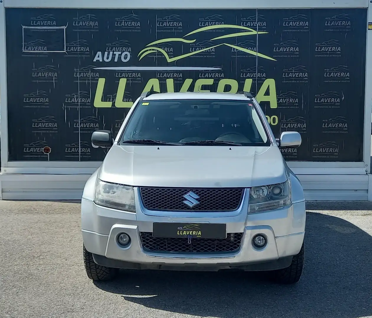 Suzuki Grand Vitara 1.9DDiS JLX Gris - 2
