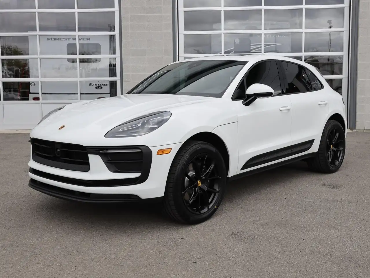 2026 Porsche Macan