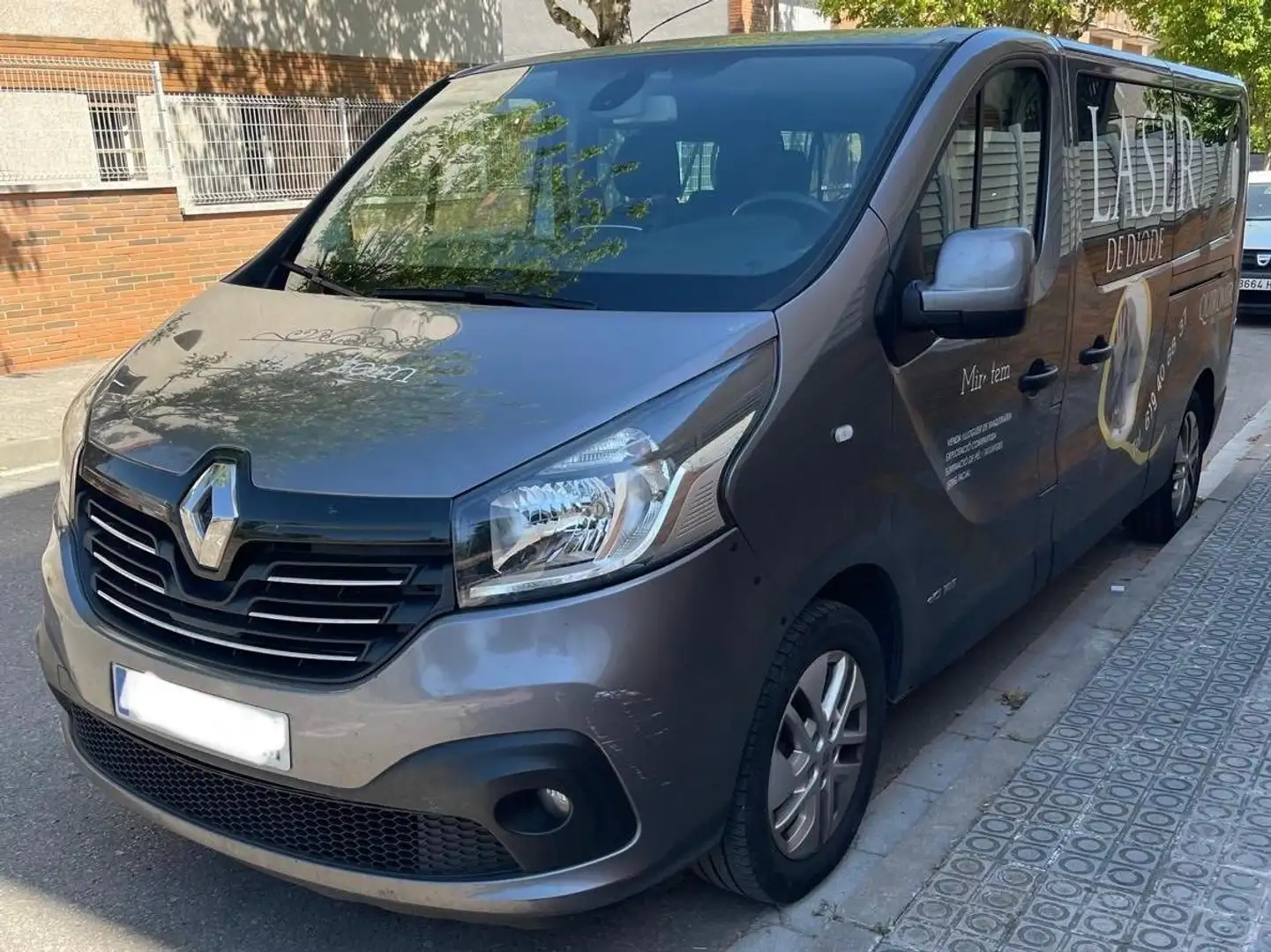 Renault Trafic Trafic Combi 9 1.6dCi TT En. L 107kW Beige - 2