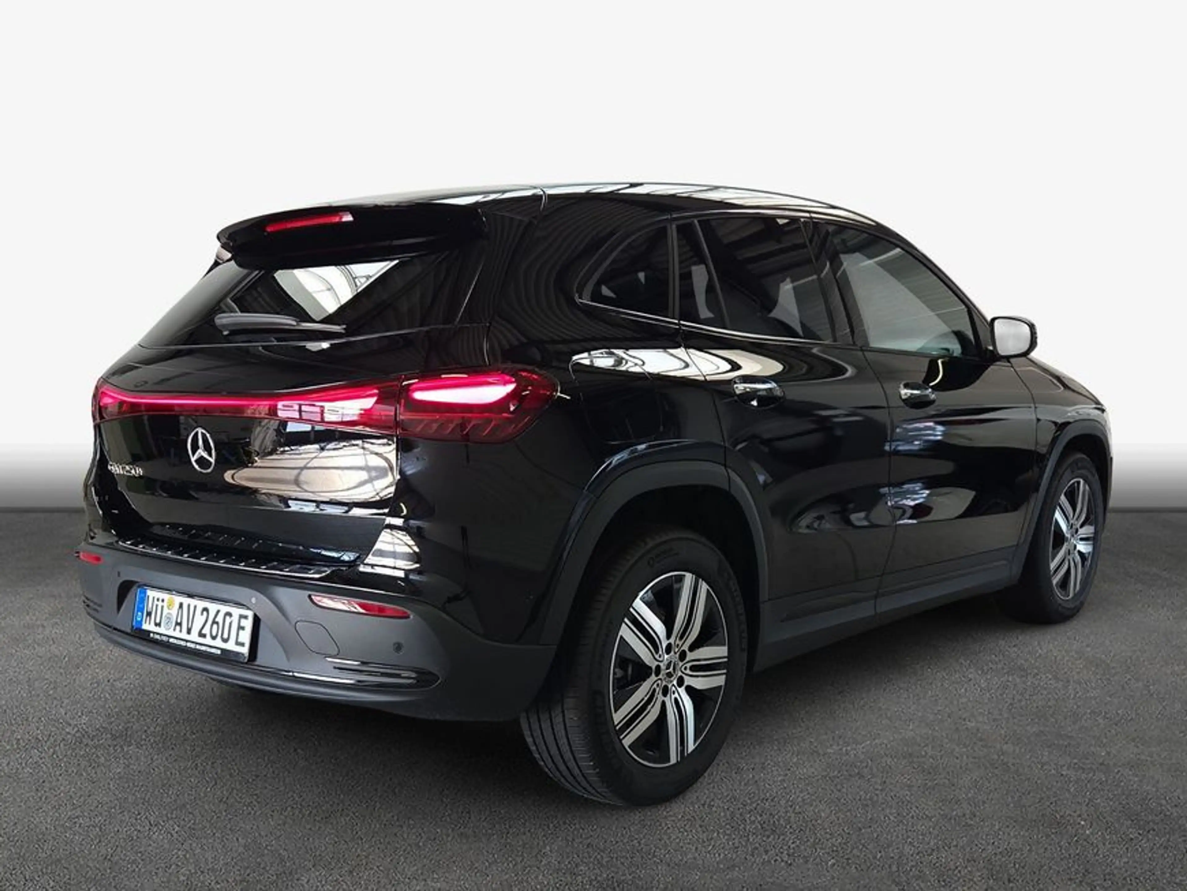 Mercedes-Benz EQA 250 EQA — photo 2