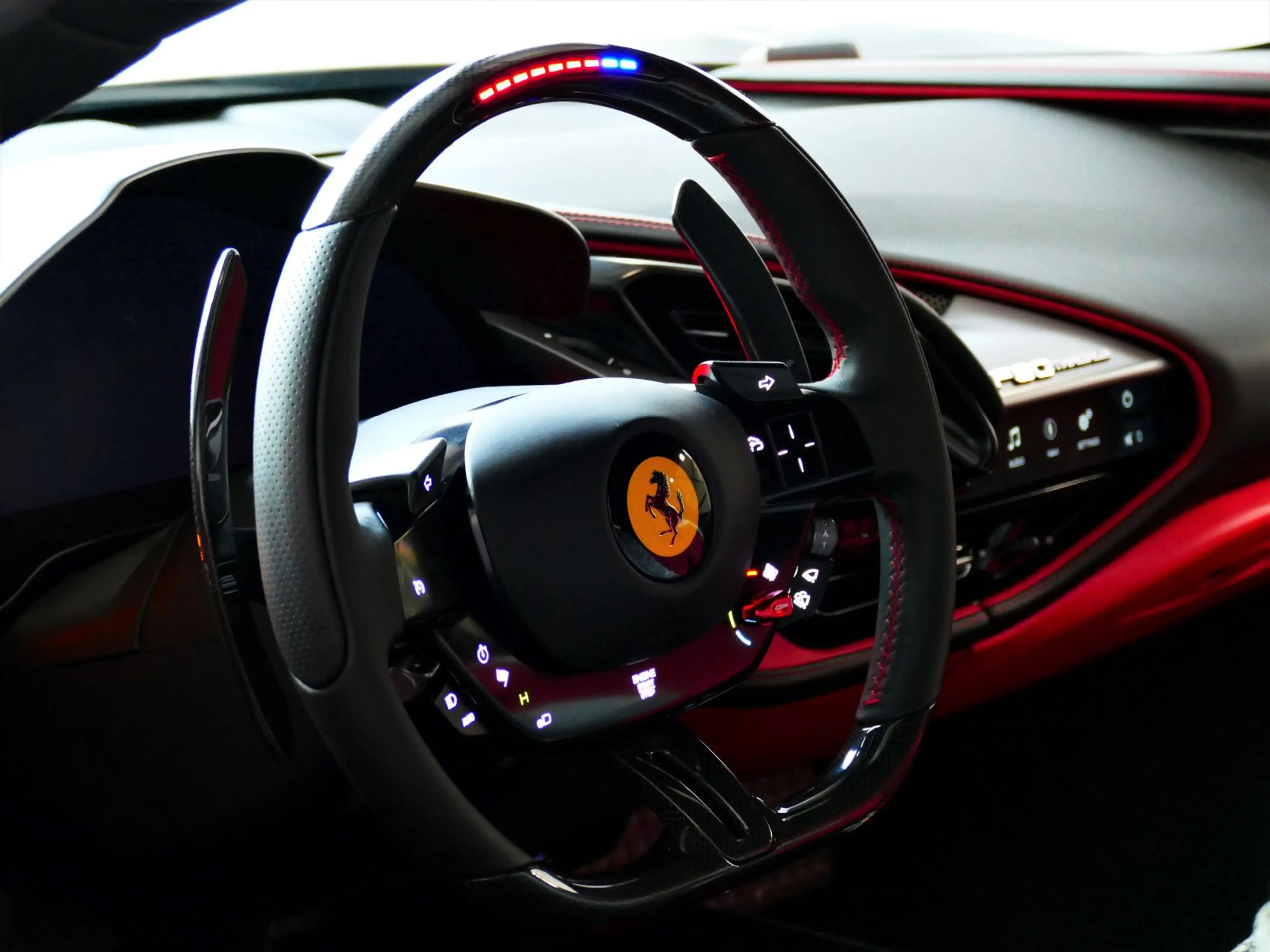 Ferrari SF90 Stradale 4.0 V8 1000 pk INCL BTW/BPM. CARBON SEATS/STUUR LI — photo 15