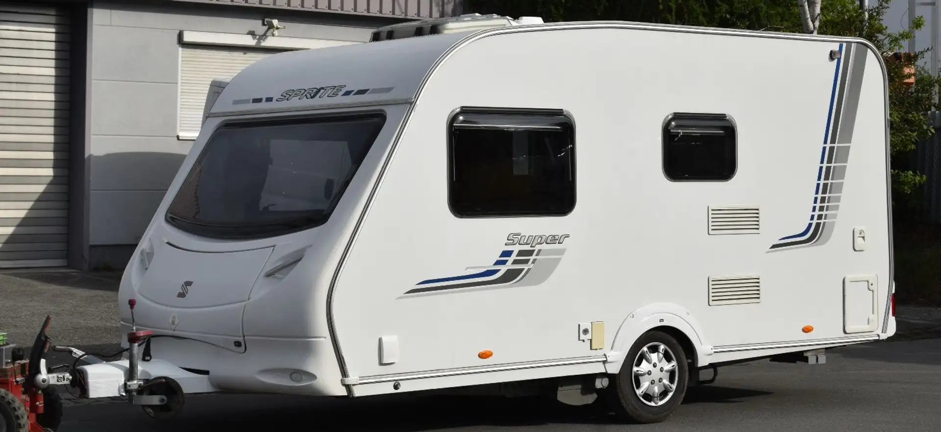 Sprite Super 420 CP mit Mover und Markise - 2