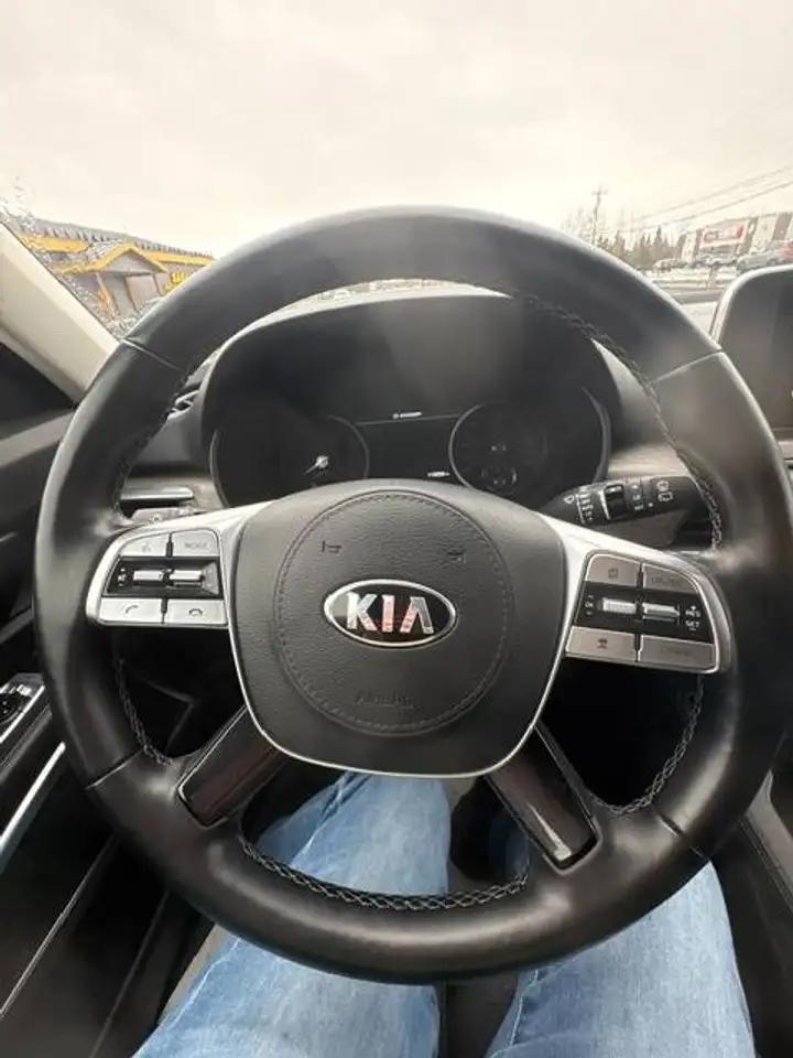 Kia Telluride снимка Kia Telluride