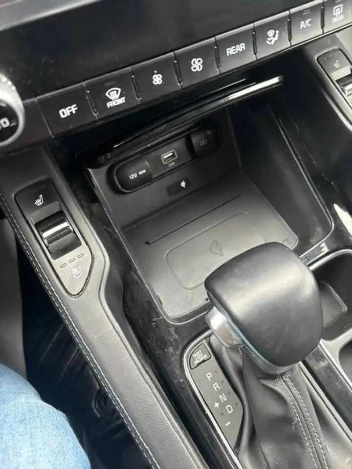 Kia Telluride снимка Kia Telluride