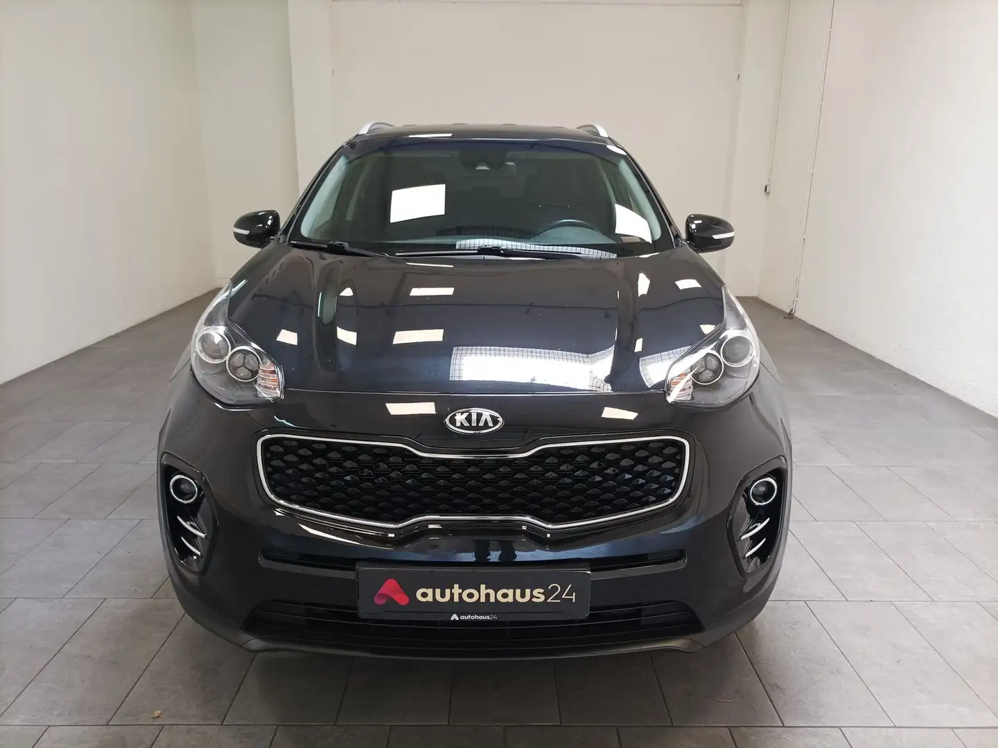 Kia Sportage 1.6 GDI  Vision Navi|Sitzhzg|ParkPilot Чёрный - 2