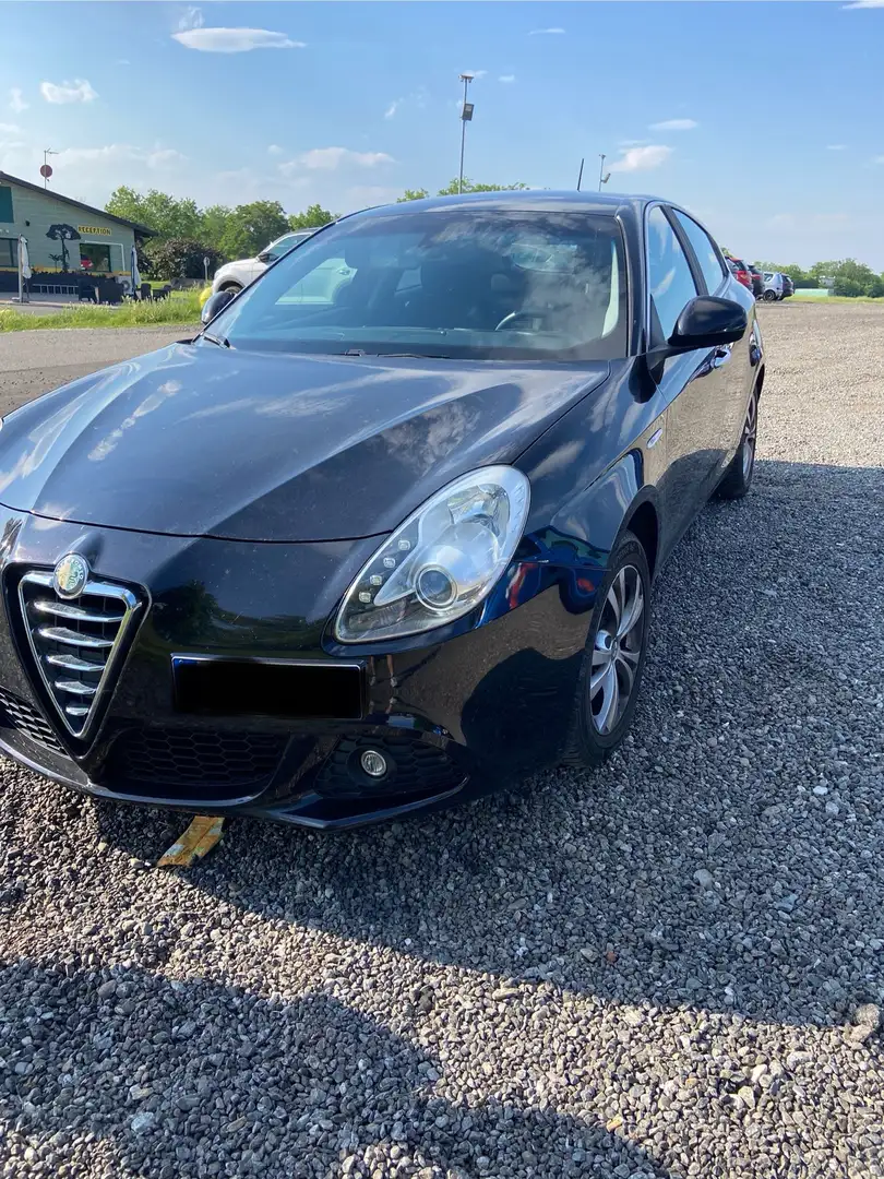 Alfa Romeo Giulietta - 1