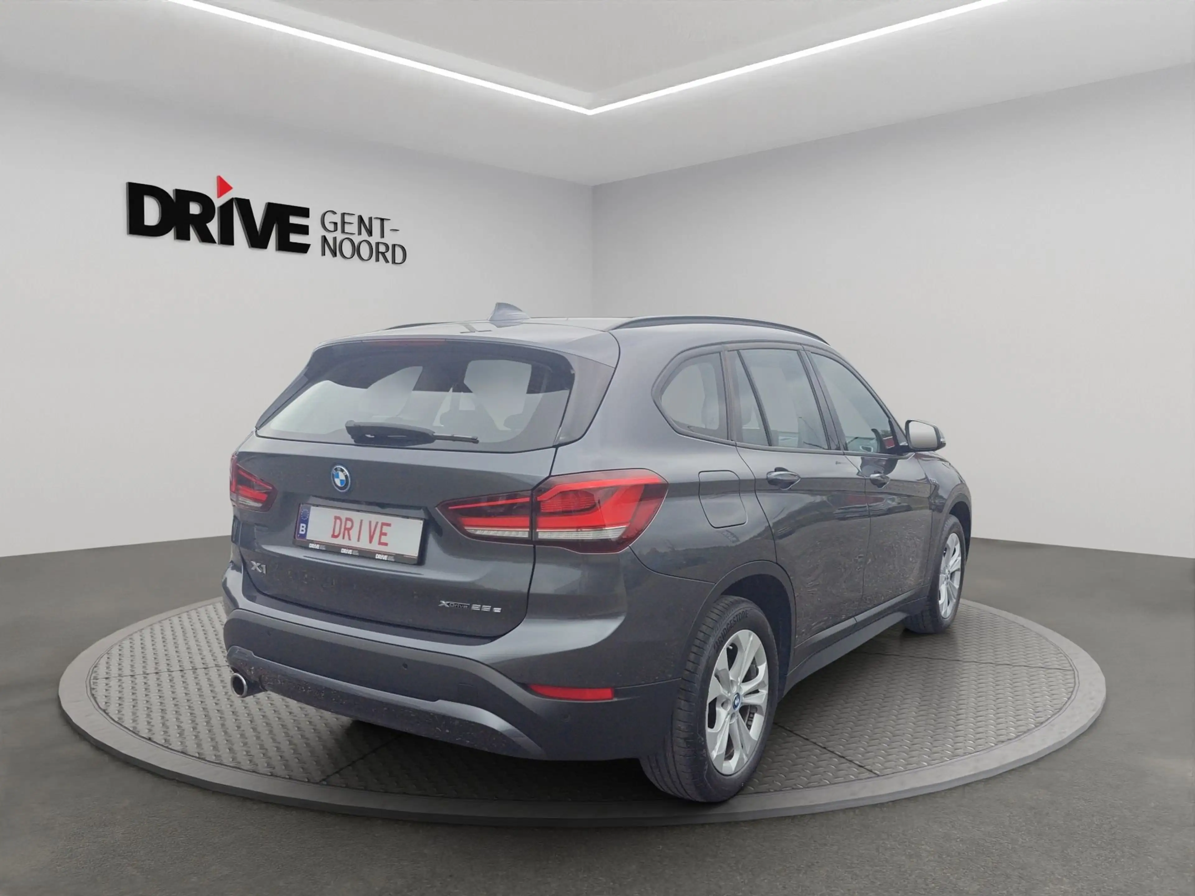 BMW X1 xDrive25e AUT *Camera/Heaud-up Display* — photo 5