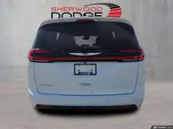 Chrysler Pacifica 2026