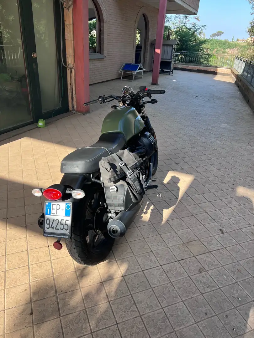 Moto Guzzi V 7 Verde - 1