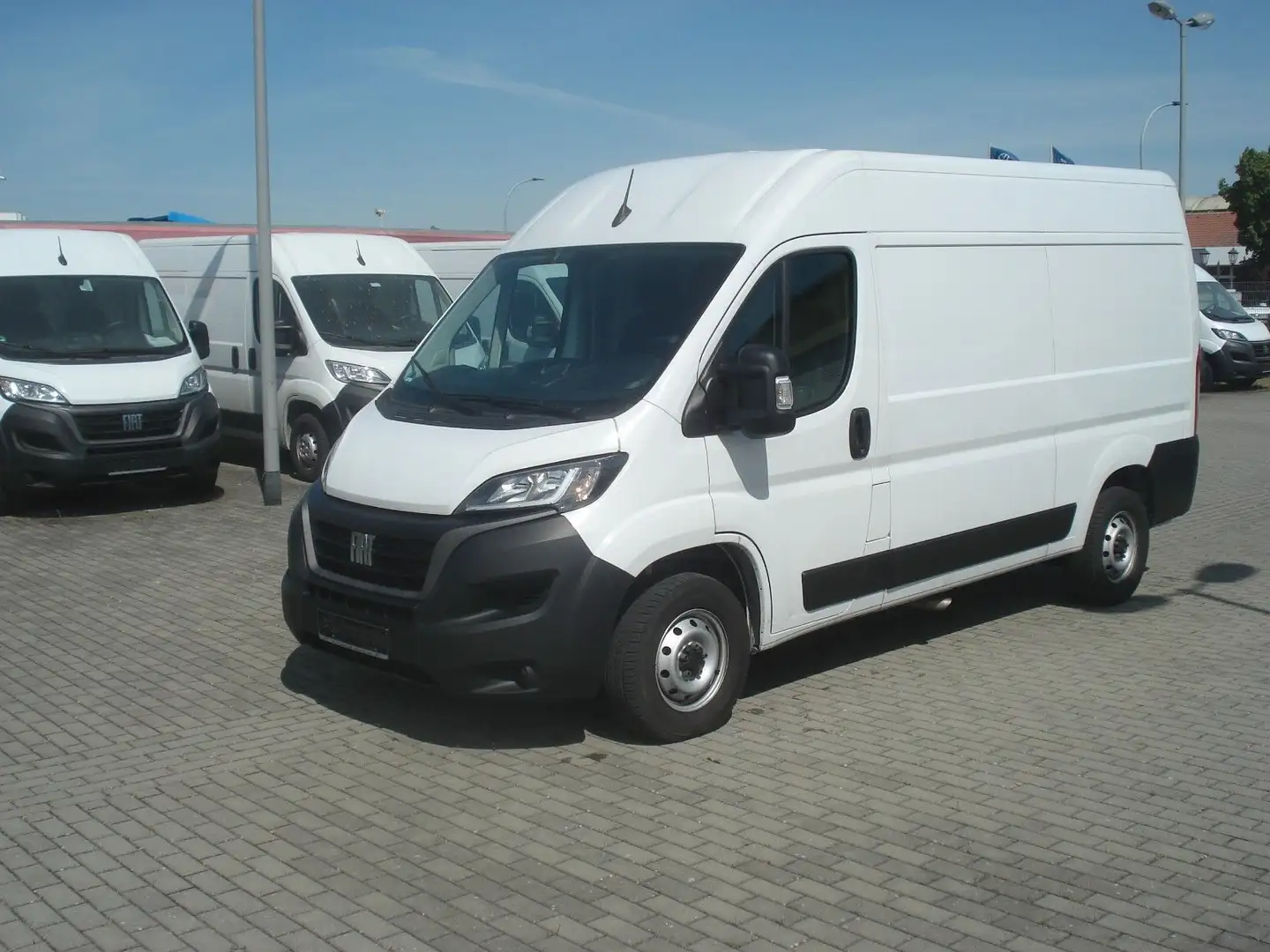 Fiat Ducato Hochr.-Kasten 33 120 L2H2 48030Km Klima Bílá - 1