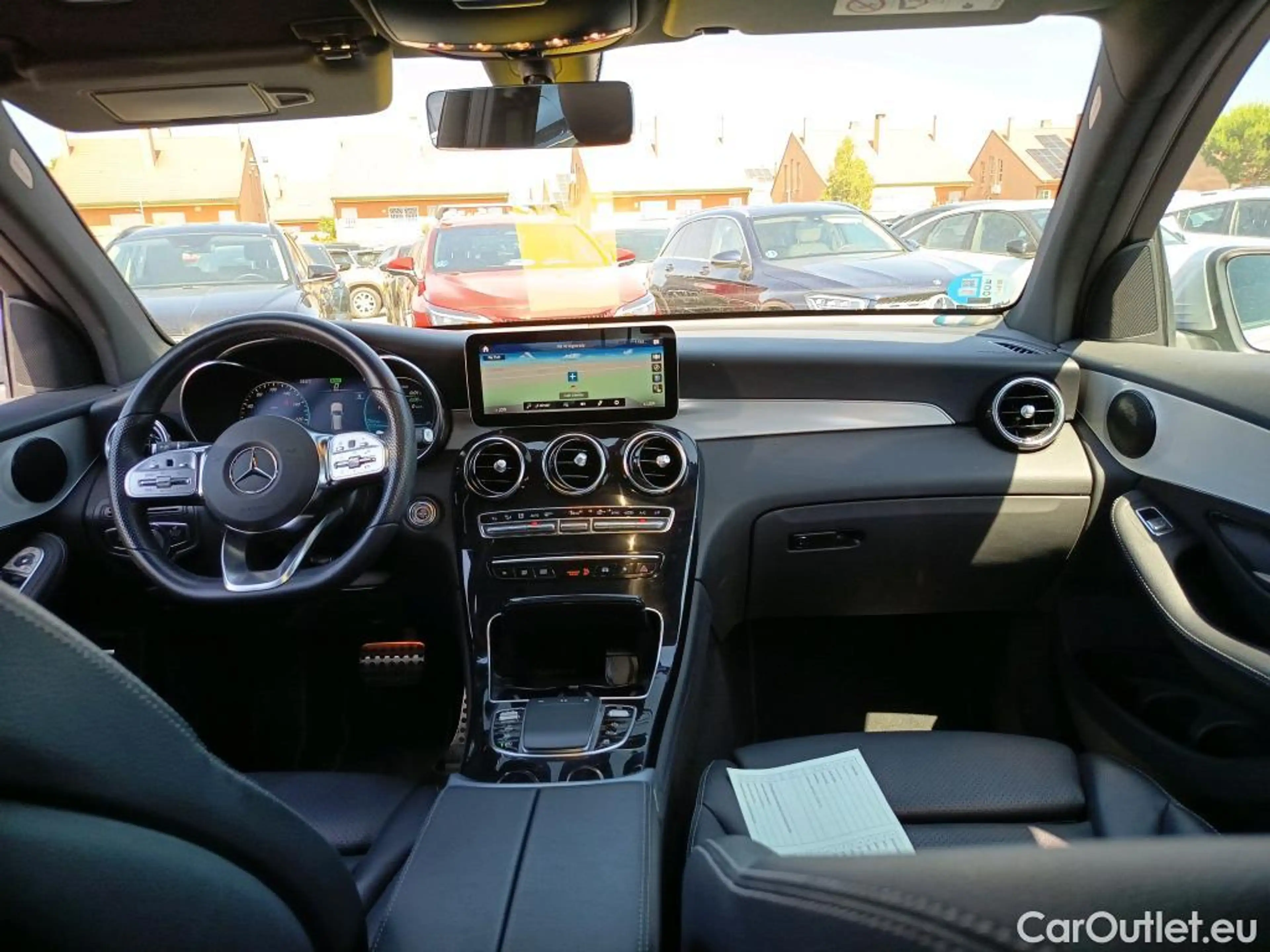 Mercedes-Benz GLC 200 5P / 200 4MATIC — photo 3