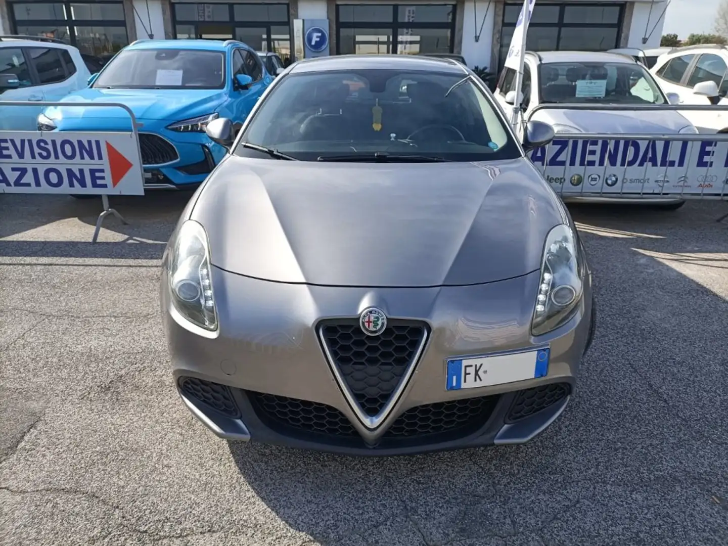 Alfa Romeo Giulietta 1.6 JTDm 120 CV TAGLIANDATA!! PREZZO REALE! Grigio - 2