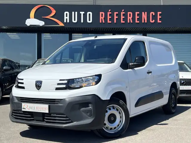 Peugeot Partner XL 950KG BLUEHDI 130 CH EAT8 / COCKPIT / CAMERA / CARPLAY / 18 325 HT