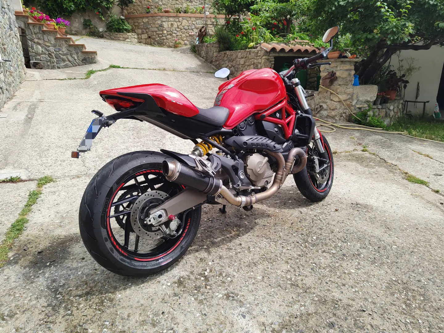Ducati Monster 821 ABS Rojo - 2