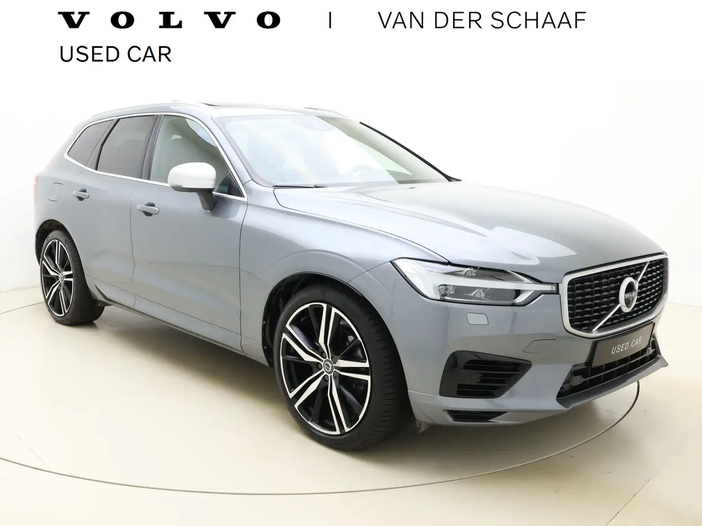 Volvo XC60 T8 390pk AWD R-Design / Luchtvering /  Panorama da Grijs - 1