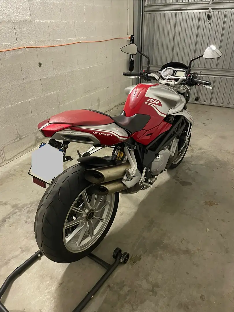 MV Agusta Brutale 1090 MV Agusta Brutale 1090 RR Zilver - 1