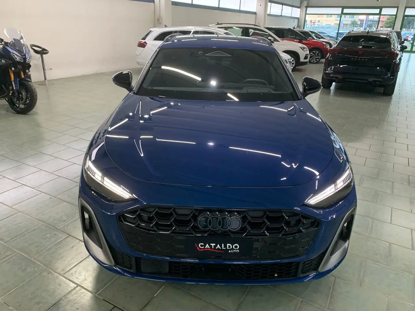 Audi A5 A5  Avant 2.0 tdi mhev+ S line ed qu 204cv s-tr Bleu - 2