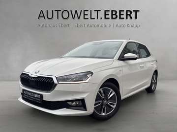 1.0 TSI Tour LED/ACC/PDC/NAVI/SHZ/LHZ/