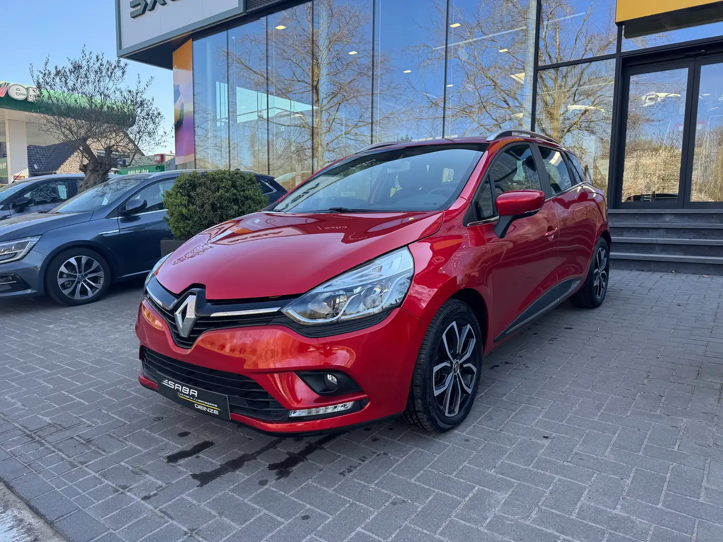 Renault Clio 0.9 TCe Cool Rouge - 1