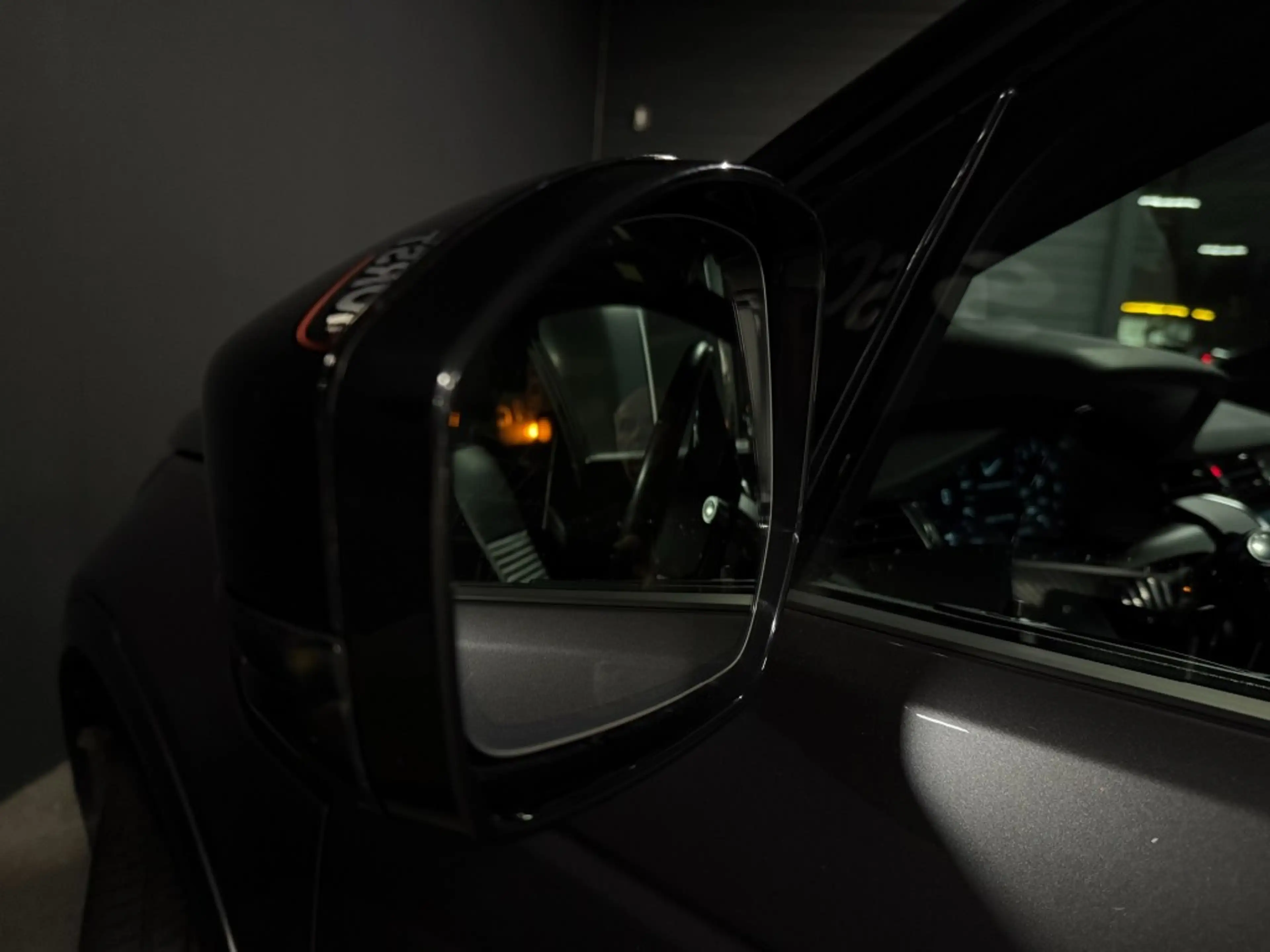 Land Rover Discovery Sport P270e SE R-Dynamic/black-pack/Leer/Eiger Grey/trek — photo 14