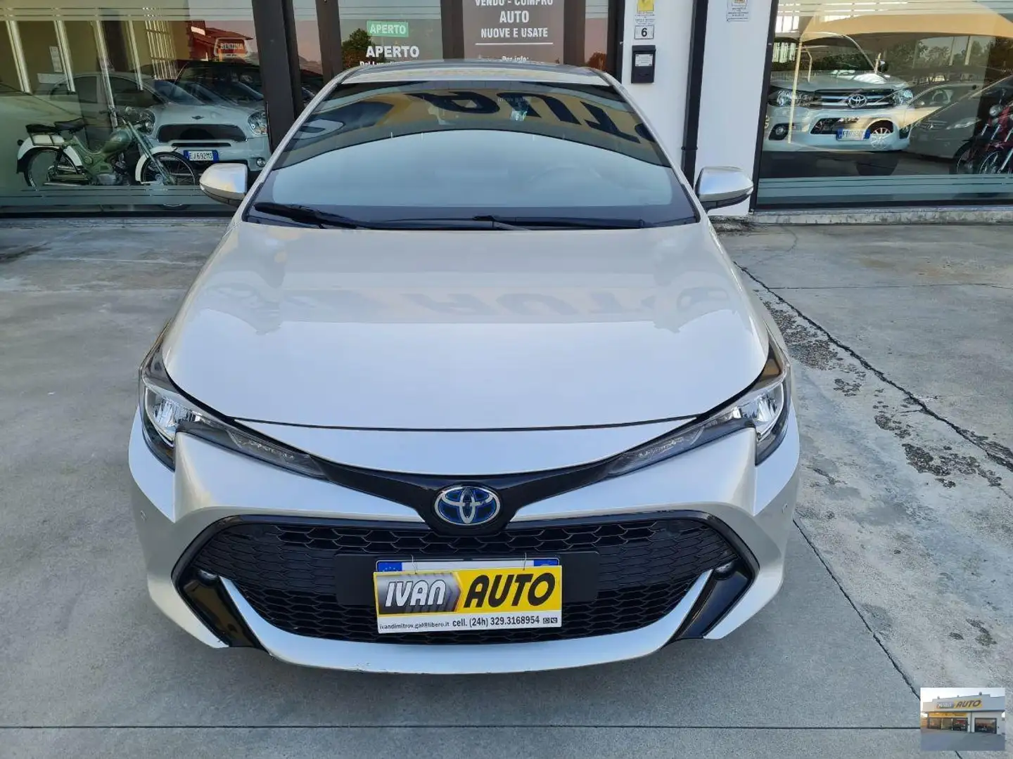 Toyota Corolla 1.8 Hybrid Active-4 ANNI GARANZIA Zilver - 2