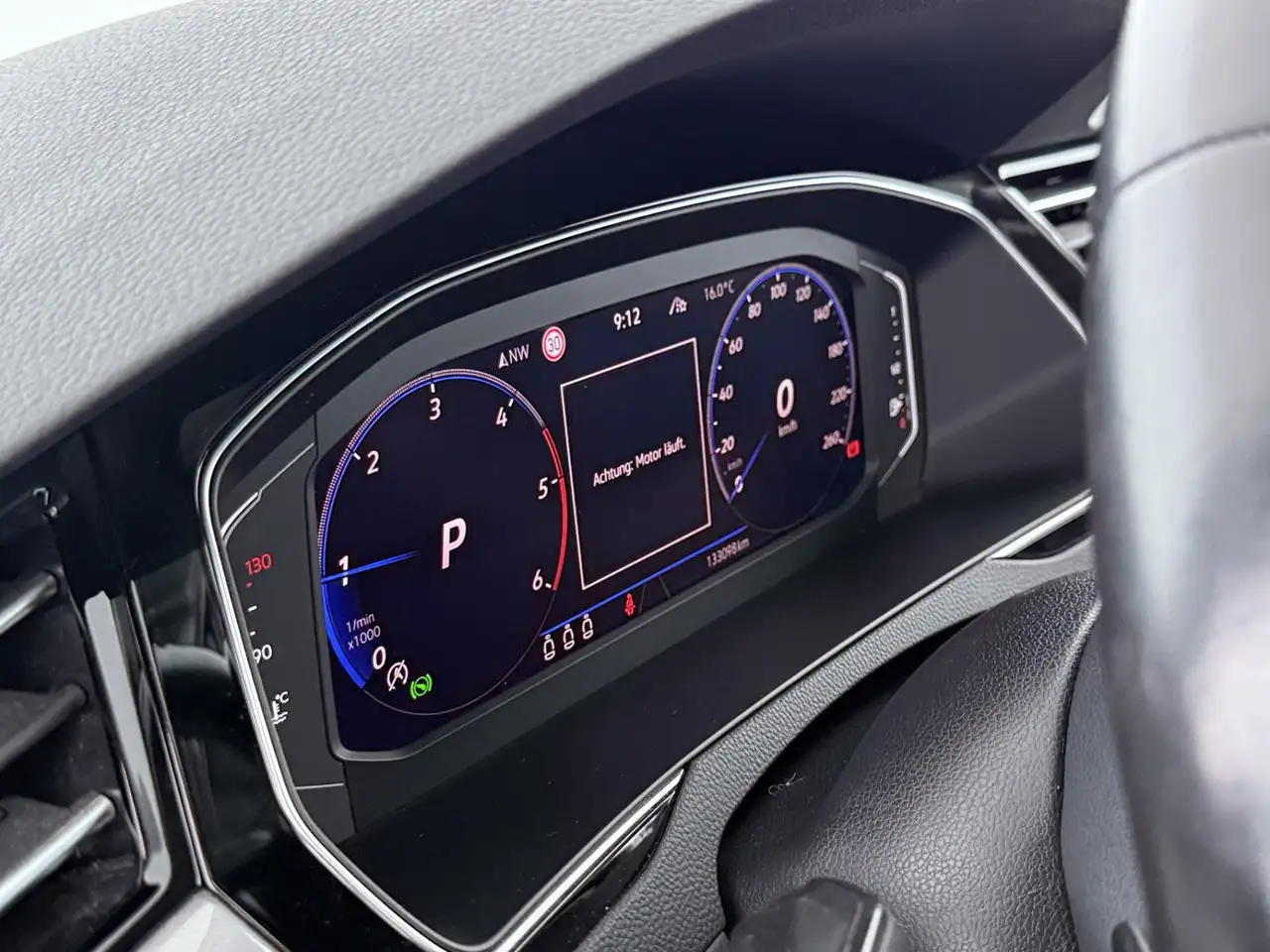 Volkswagen Passat 2.0 TDI Business Aut LED STANDHZG, миниатюра 16