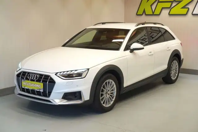 Audi A4 view 11