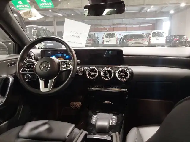 Mercedes-Benz A Class view 3