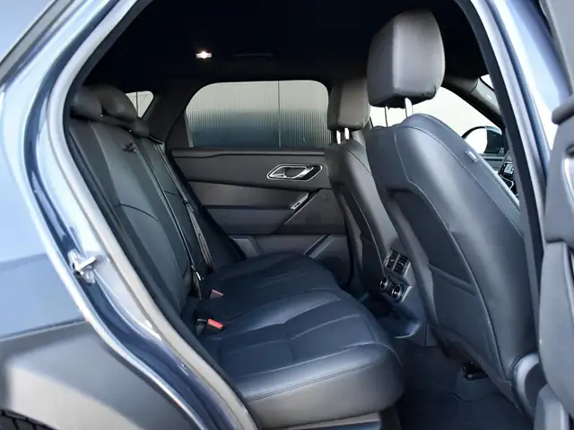 Land Rover Range Rover Velar view 10