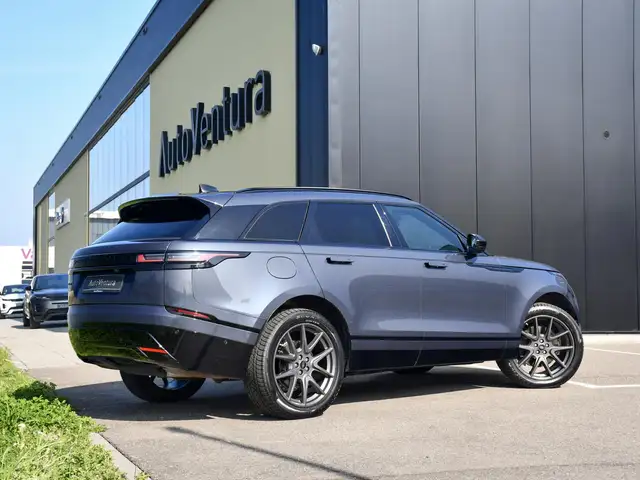 Land Rover Range Rover Velar view 5