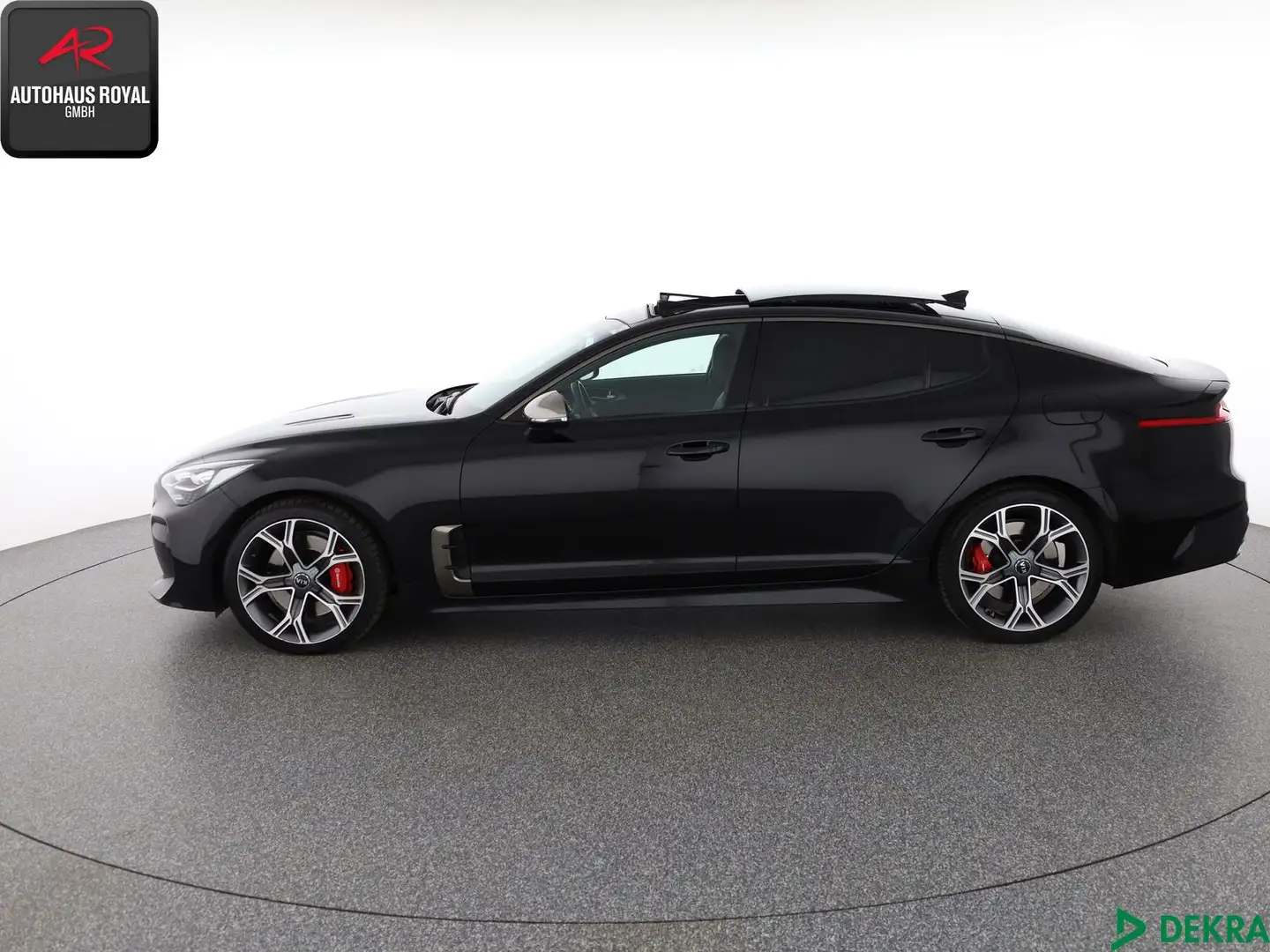 Kia Stinger Stinger 3.3 V6 TGDI GT 4WD KEYLESS,H/K,HEADUP,SH Чёрный - 2