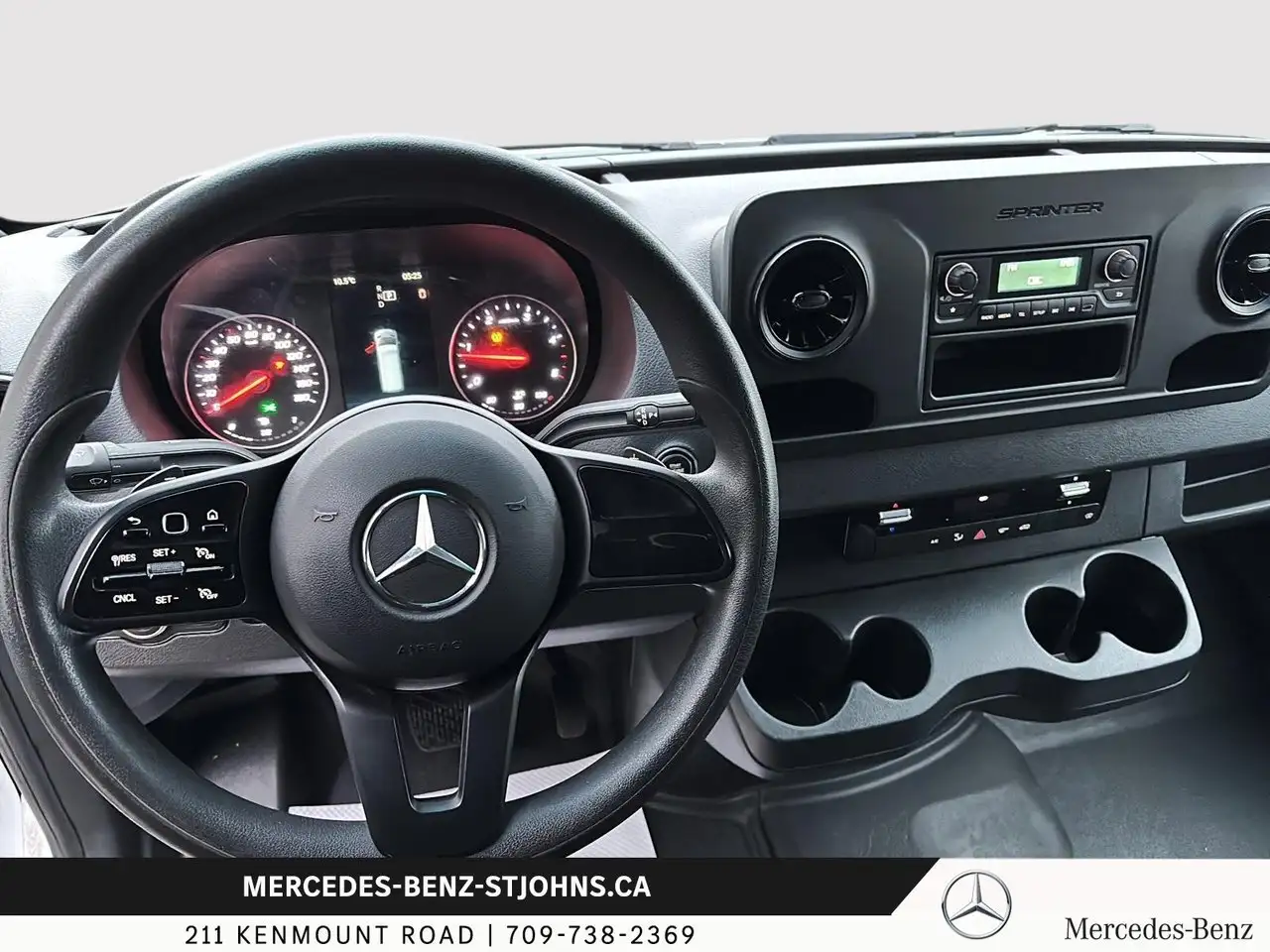Mercedes-Benz Sprinter снимка Mercedes-Benz Sprinter