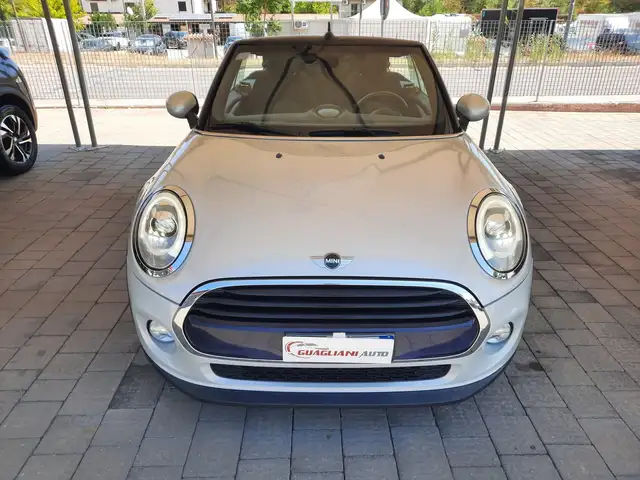 MINI Cooper D Cabrio Mini IV F57 2016 Cabrio 1.5 Hype auto