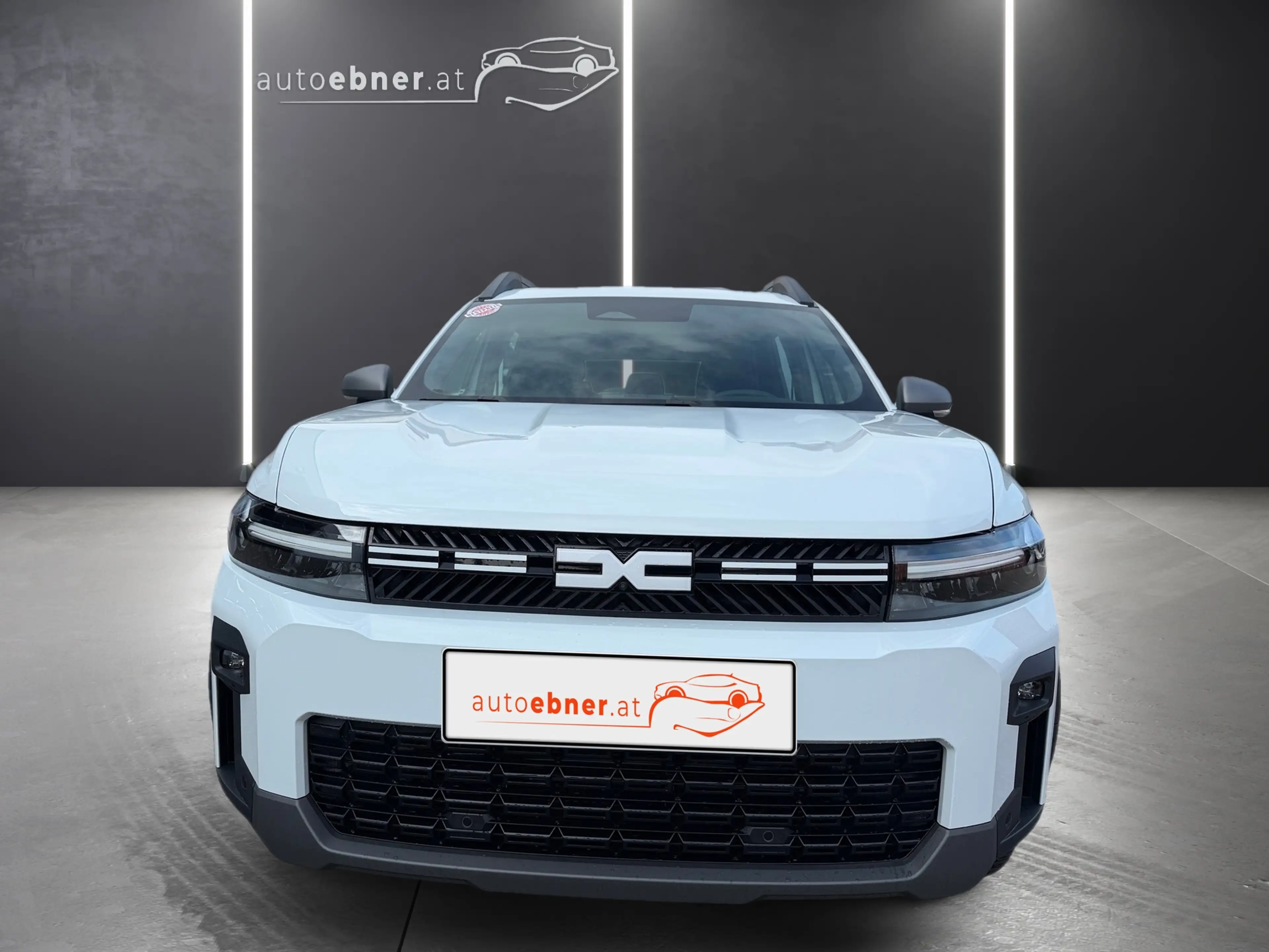 Dacia Bigster BIGSTER Expression Hybrid 150 4x4 — photo 2